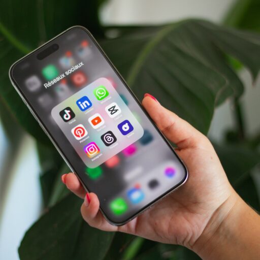 Réseaux sociaux - Comunity Manager